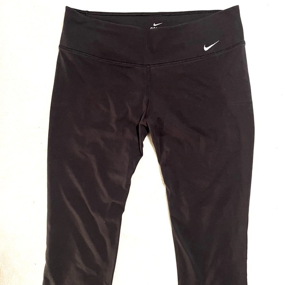 Nike Dri-Fit Capri Leggings - Picture 1 of 2